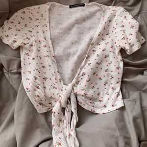 Brandy melville shirt